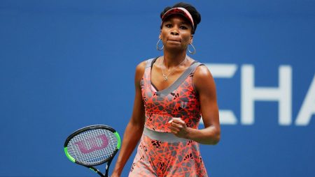 Venus Williams receives a wild card to play at Flushing Meadows