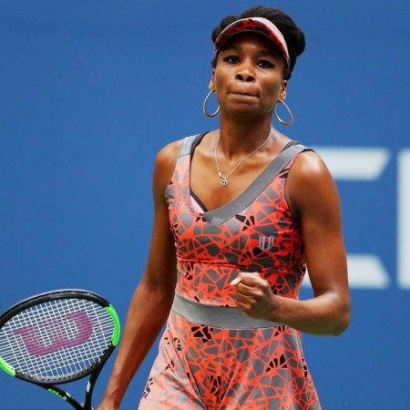 Venus Williams receives a wild card to play at Flushing Meadows
