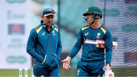 Test captain Tim Paine has given his full backing to under-fire coach Justin Langer