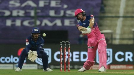 IPL 2021: Three batsmen who have an exceptional record against MI in the IPL