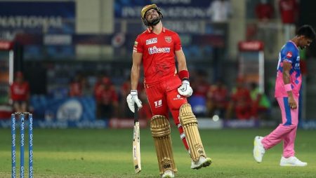 IPL 2021: Aakash Chopra has highlighted that the PBKS have almost made it a habit of losing matches from winning positions
