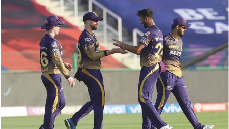 Aakash Chopra on KKR dropping Prasidh Krishna- “No one says anything to the one who got him to bowl that over” in IPL 2021