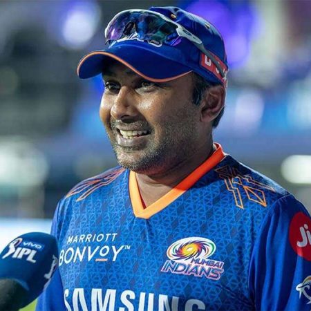 Mahela Jayawardene Mumbai Indians has joined the training after completing his quarantine lead up to the second half of IPL 2021