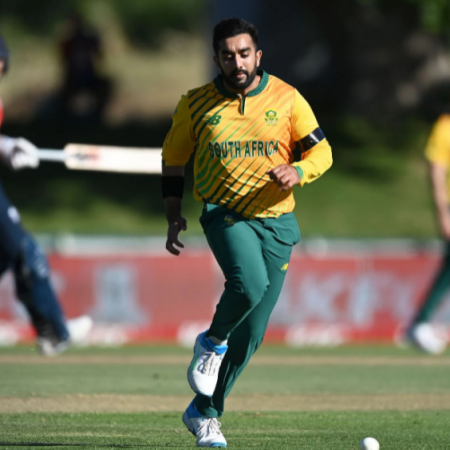Tom Moody- “Only brave teams will look to attack Shamsi” in T20 World Cup 2021