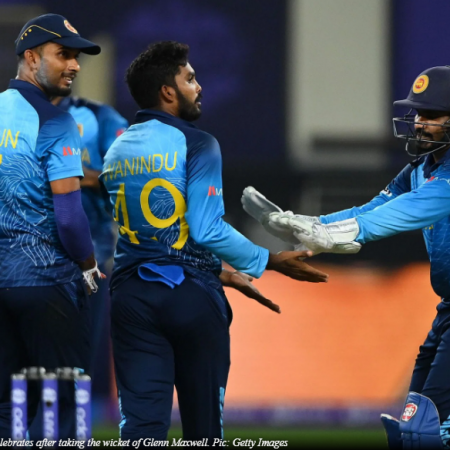 Mahela Jayawardene has admitted that dew is having a major role to play in the ongoing T20 World Cup 2021