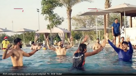 RCB contingent recently took part in a game of pool volleyball as part of the franchise’s ‘Clashathon’ even in the IPL 2021