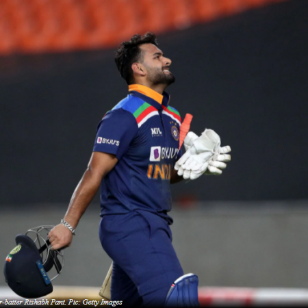 Aakash Chopra- “Rishabh Pant is batting like a top-order batter” in T20 World Cup 2021
