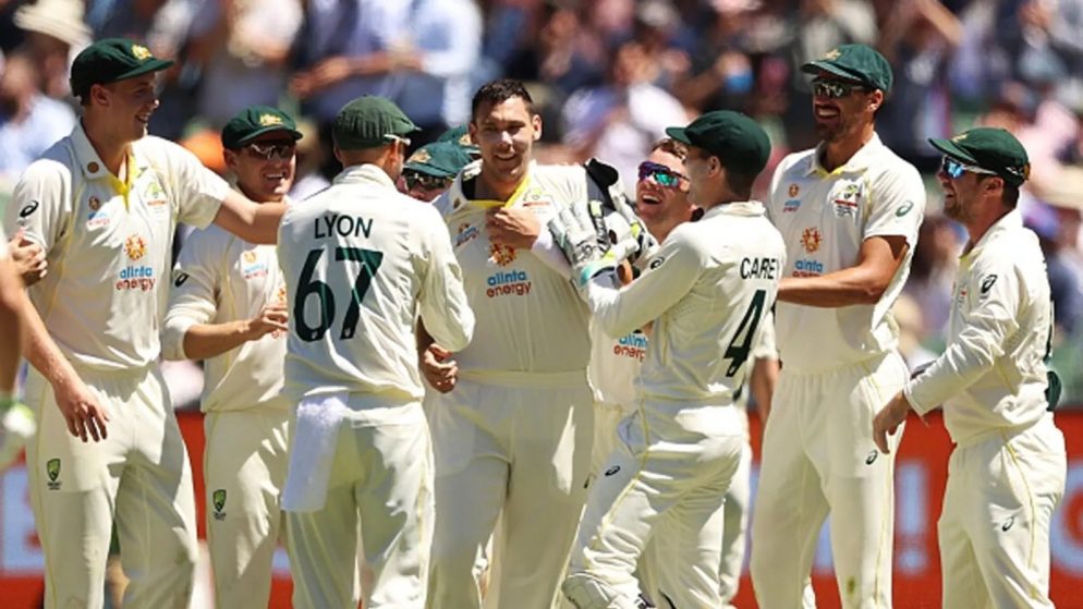 How the Southern Hemisphere’s pacers ruled the day’s cricket