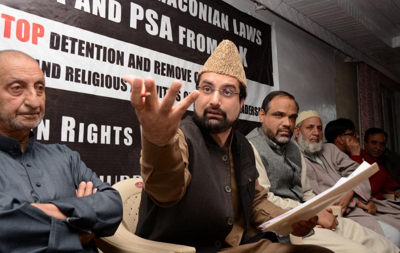 Hurriyat accuses India of attempting to sell occupied Kashmir.