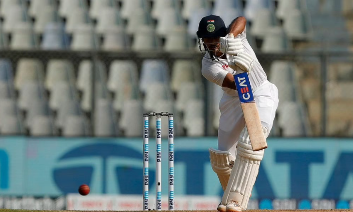 Aakash Chopra has lauded Mayank Agarwal’s terrific performance with the bat in the 2nd Test of IND vs NZ 2021