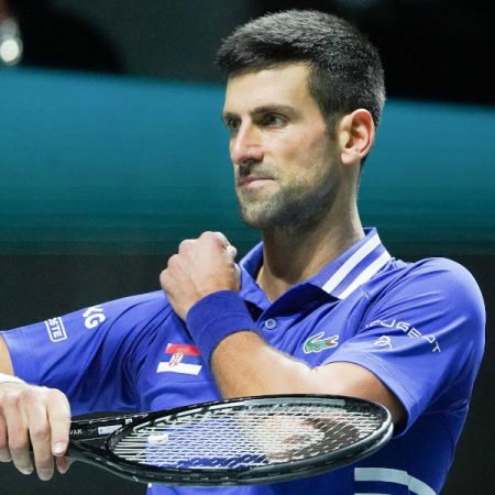 After being extradited from Australia, Novak Djokovic arrives in Dubai.