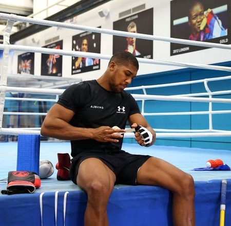 Anthony Joshua has been advertised the opportunity to pull back from his rematch with Usyk.