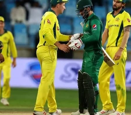 Australia is planning a full-strength trip to Pakistan.