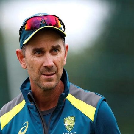 Raelee Thompson and Justin Langer have both been inducted into the Australian Cricket Hall of Fame.