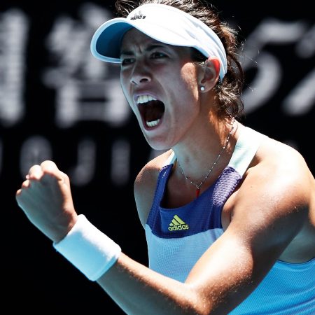 Muguruza breezes over Burel in straight sets in the first round of the Australian Open, while Leylah is eliminated.