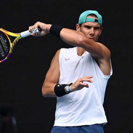Rafa Nadal wins in three sets within the to begin with circular of the Australian Open.