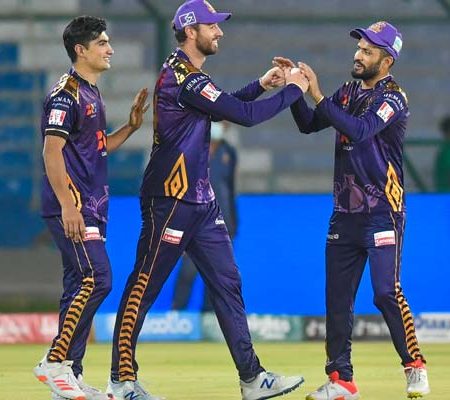 In Pakistan Super League, Lahore thrashes Quetta, while Karachi suffers its sixth setback.