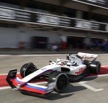 Bahrain Test: Haas to run with rebranded F1 cars and Fittipaldi.