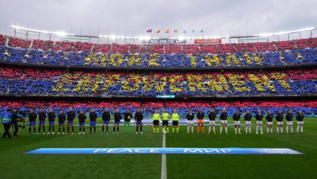 Barcelona-Real Madrid’s match in the Women’s Champions League sets a new attendance record.