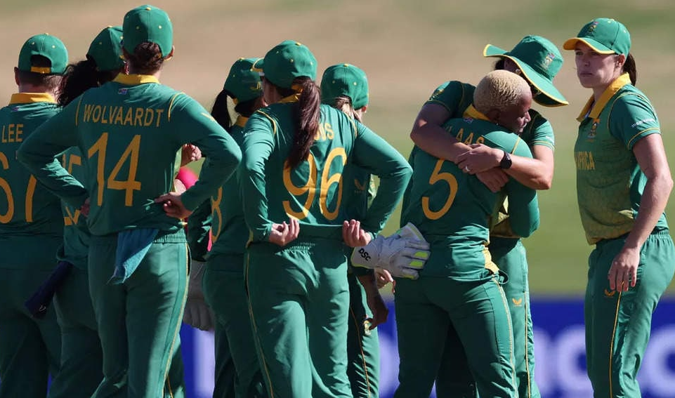 South Africa beat England on all fronts to total a hat-trick of wins in ICC Women's World Cup