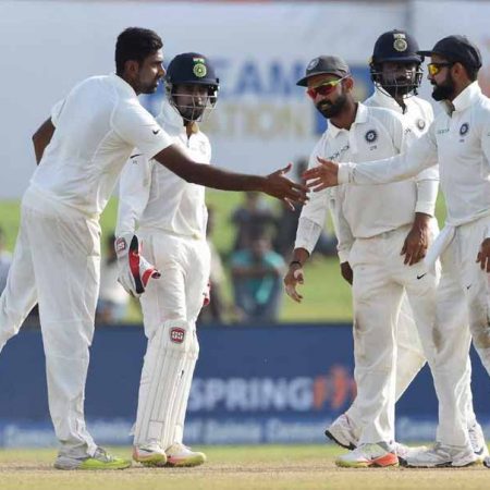 INDIA vs. SRI LANKA: The screw is turned by the hosts to gain complete control.