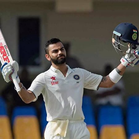 Kohli creates history by playing his 100th Test match in front of his home crowd.