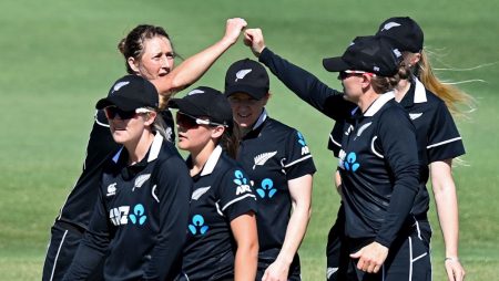 World Cup victory in 2022: Bates and Satterthwaite lead New Zealand to its first win.