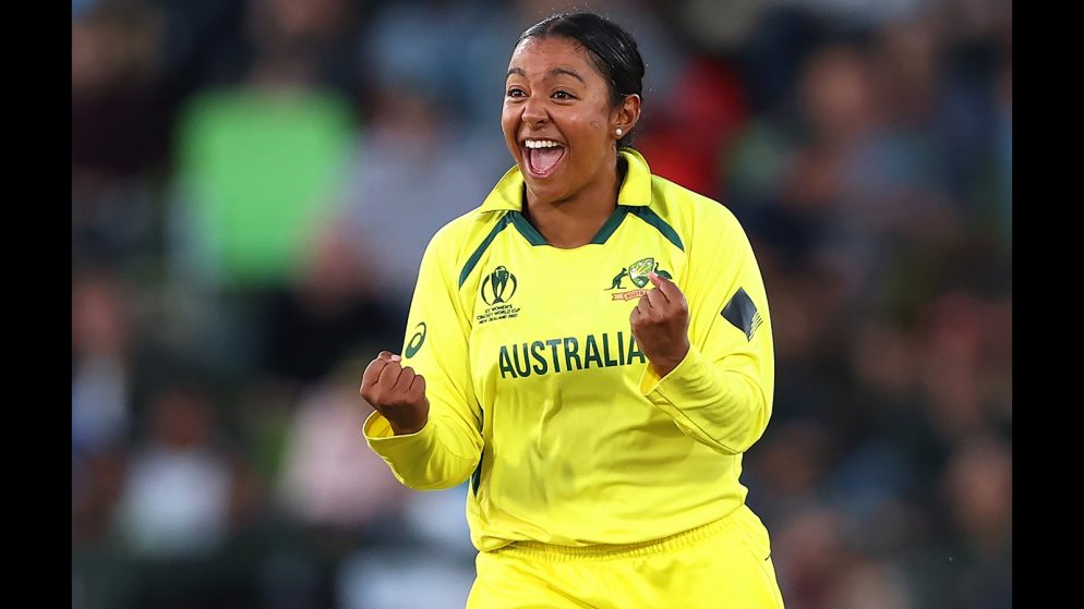 Alana King awarded national contract by Cricket Australia