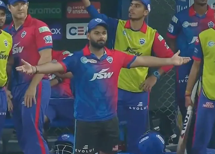 Rishabh Pant leads a protest and asks batters to leave the game because of the no-ball controversy.