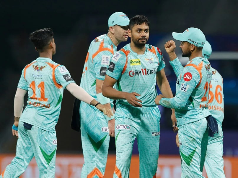 Will the Lucknow Super Giants field an unchanged XI against the Mumbai Indians in the IPL 2022?