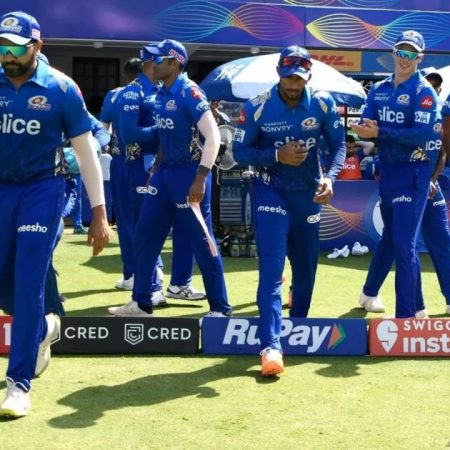 Mumbai Indians, Royal Challengers Bangalore, and Delhi Daredevils are on an unjustified list within the Indian Premier League.