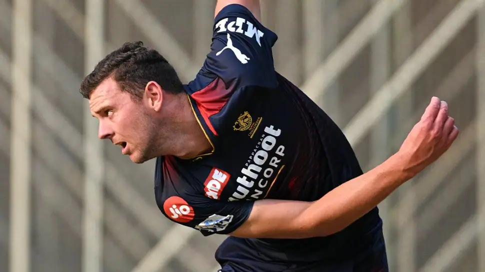 Will Josh Hazlewood replace David Willey in the IPL 2022 match between RCB and CSK?