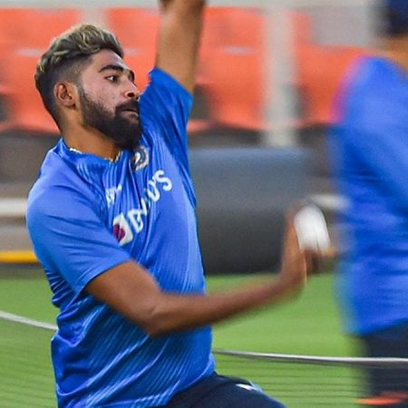 Mohammed Siraj has lost some confidence, but he will recover quickly:  Mike Hesson