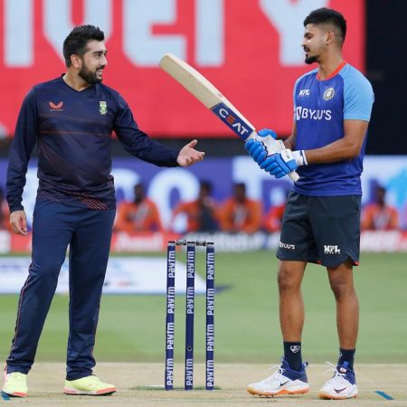 Tabraiz Shamsi Tweet On Why He Asked For Shreyas Iyer’s Bat