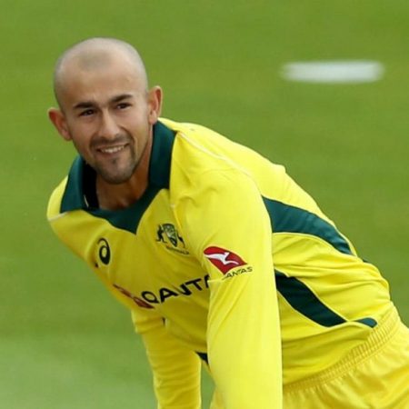 Ashton Agar of Australia has been ruled out of the final Sri Lanka test.