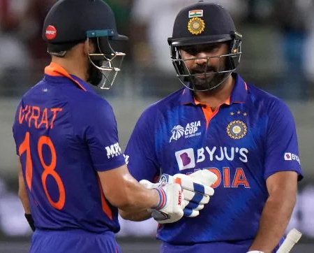 Sunil Gavaskar Reflects on Virat Kohli and Rohit Sharma’s Performance Against Pakistan