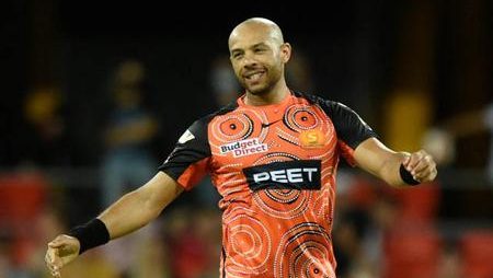 Tymal Mills withdraws from the Perth Scorchers due to a family issue in the BBL 2022-23 season.