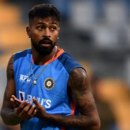 Wasim Jaffer criticizes Hardik Pandya’s tactical errors in the second T20I.