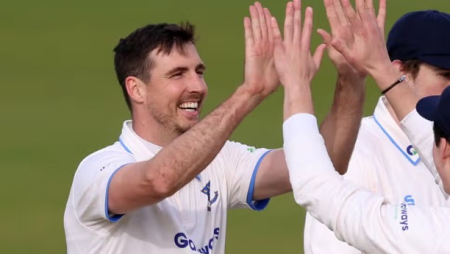 Steven Finn ends his professional career.