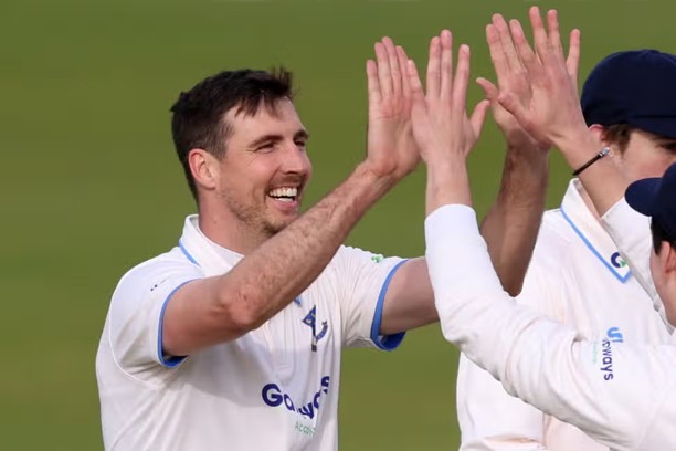 Steven Finn ends his professional career.