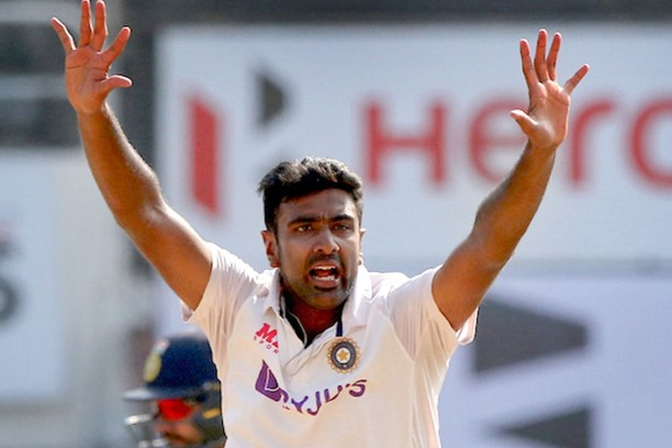 Ravichandran Ashwin clarifies the remark “colleagues not friends.”