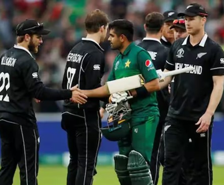 There were no spectators in Hyderabad for the warm-up game between Pakistan and New Zealand.