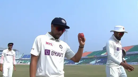 Rohit Sharma keeps Kuldeep Yadav in the loop for the first Test against England