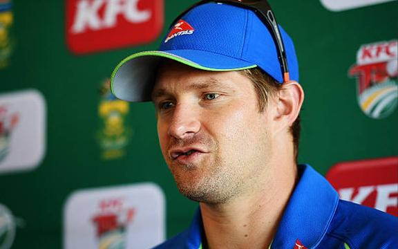 Shane Watson and Darren Sammy are in talks for PCB to coach Pakistan