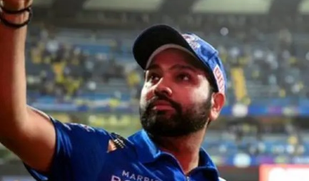 Rohit Sharma becomes the fourth player to reach 100 catches in the IPL