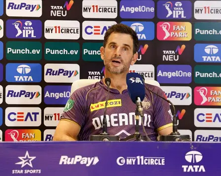 Ryan ten Doeschate sends out message to bowlers