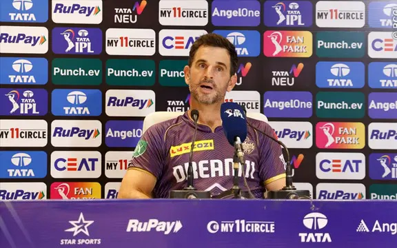 Ryan ten Doeschate sends out message to bowlers