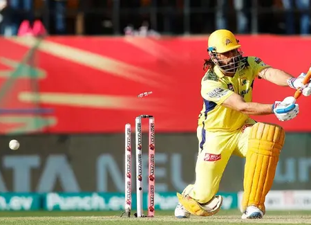 MS Dhoni batting at No.9 doesn’t work for CSK: Irfan Pathan